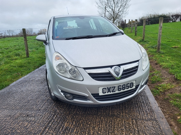 Used Vauxhall Corsa 2011 for sale - 76620721: Photo 2