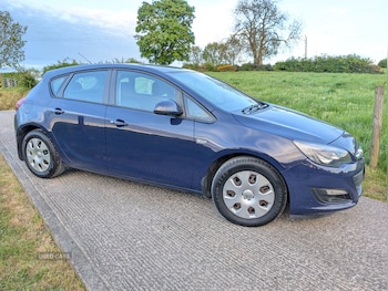 Used Vauxhall Astra 2013 for sale - 79465784: Photo