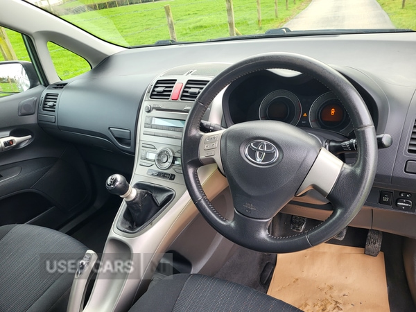 Used Toyota Auris 2009 for sale - 77647325: Photo 15