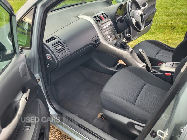 Used Toyota Auris 2009 for sale - 77647325: Photo 19