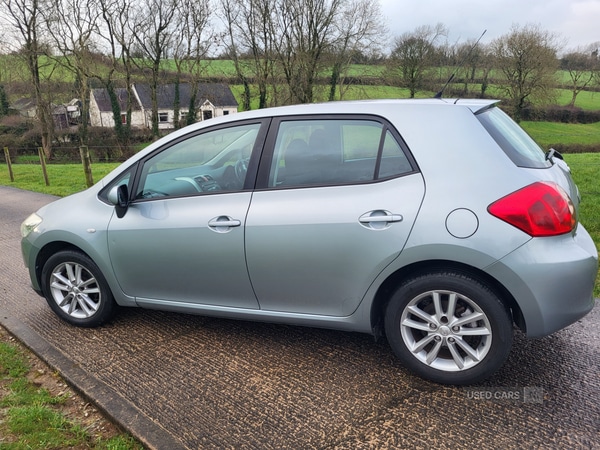 Used Toyota Auris 2009 for sale - 77647325: Photo 9