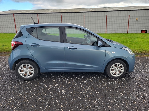 Used Hyundai i10 2017 for sale - 75742050: Photo 2