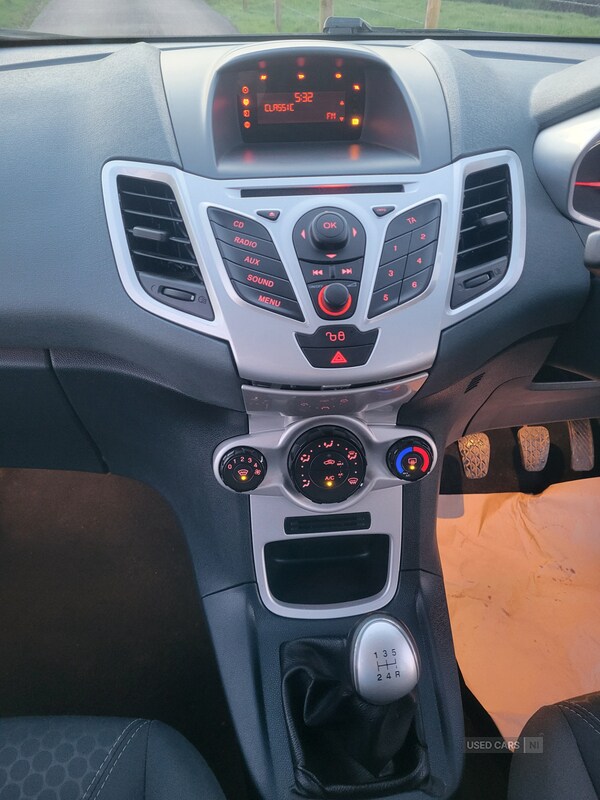Used Ford Fiesta 2011 for sale - 77587658: Photo 15
