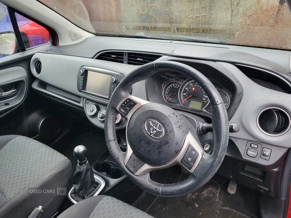 Used Toyota Yaris 2015 for sale - 77268519: Photo 3