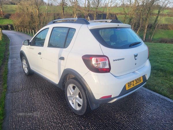 Used Dacia Sandero Stepway 2014 for sale - 77647275: Photo 3
