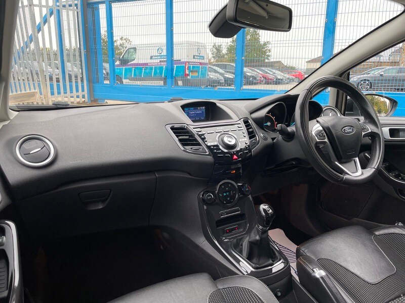 Used Ford Fiesta 2013 for sale - 76280595: Photo 13