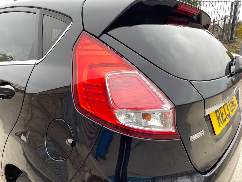 Used Ford Fiesta 2013 for sale - 76280595: Photo 25