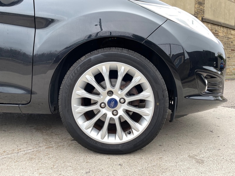 Used Ford Fiesta 2013 for sale - 76280595: Photo 27