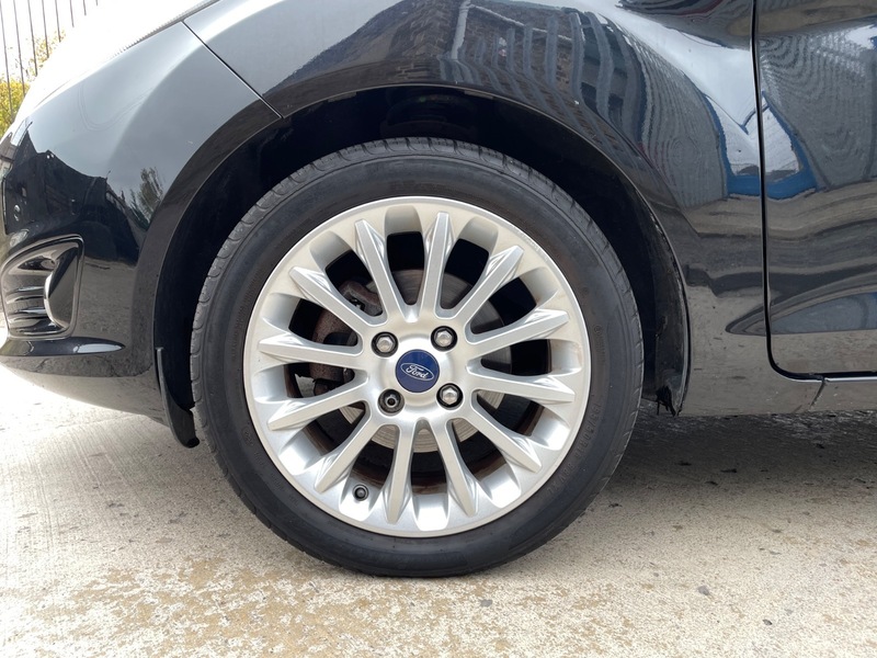 Used Ford Fiesta 2013 for sale - 76280595: Photo 28