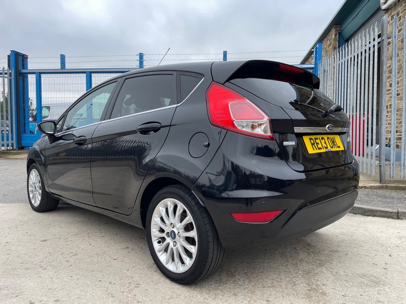 Used Ford Fiesta 2013 for sale - 76280595: Photo 4