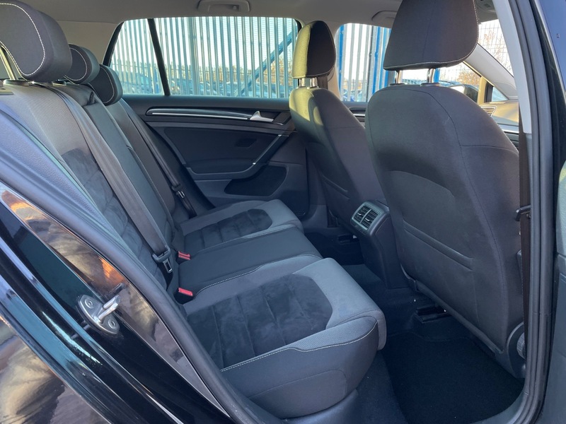 Used Volkswagen Golf 2016 for sale - 76631113: Photo 11