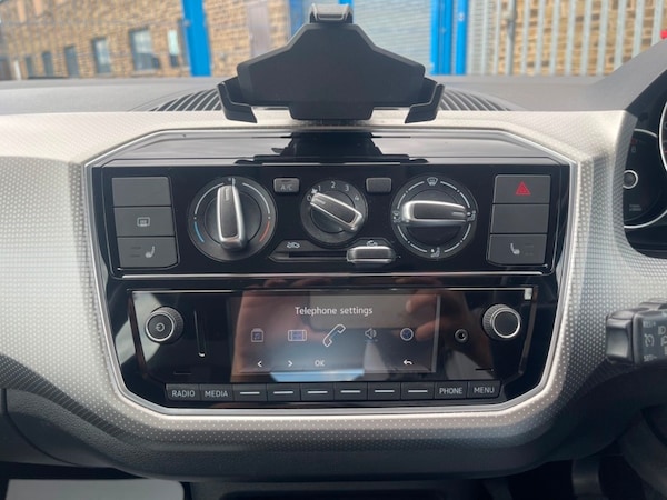 Used Volkswagen up! 2017 for sale - 75537734: Photo 17