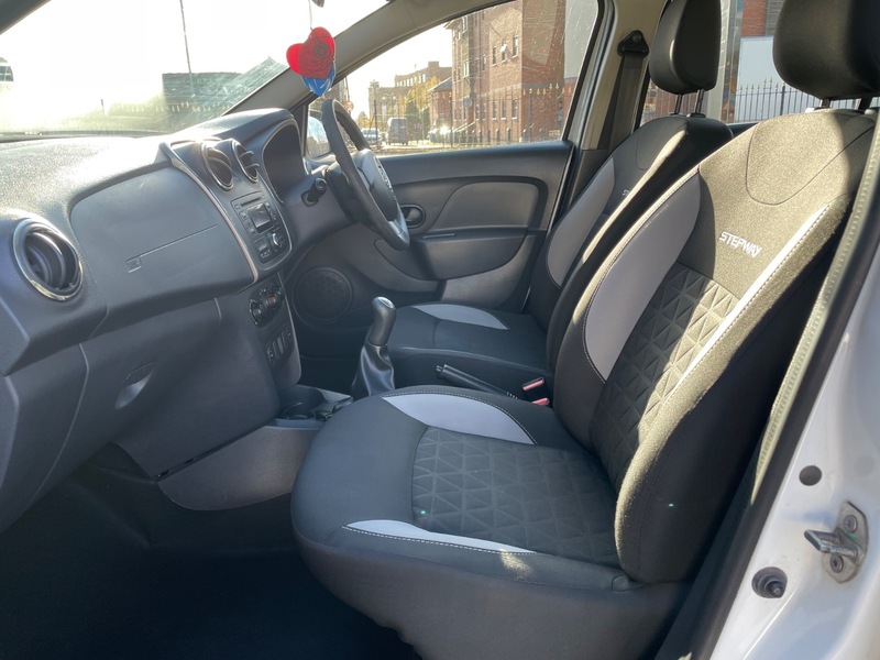 Used Dacia Sandero 2014 for sale - 76482662: Photo 10