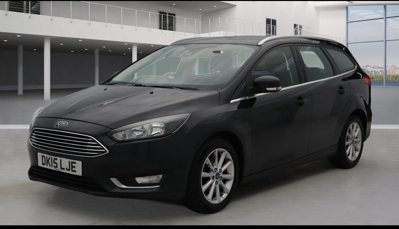Used Ford Focus 2015 for sale - 76520901: Photo 2