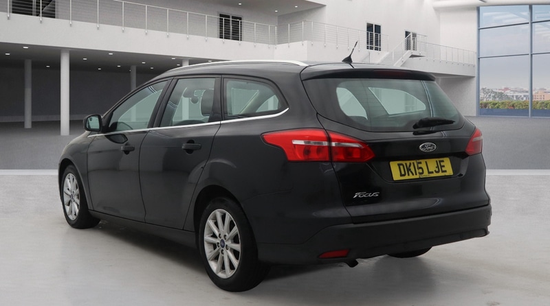 Used Ford Focus 2015 for sale - 76520901: Photo 3