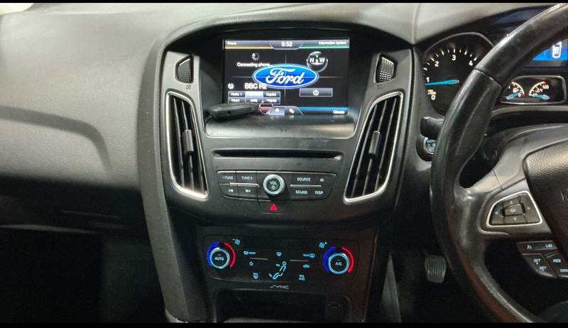 Used Ford Focus 2015 for sale - 76520901: Photo 6