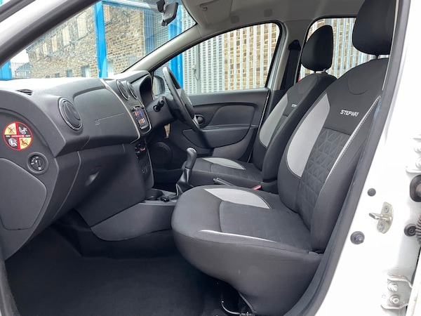 Used Dacia Sandero 2014 for sale - 73952633: Photo 10