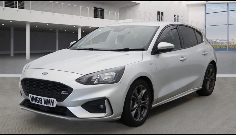 Used Ford Focus 2018 for sale - 76896648: Photo 2