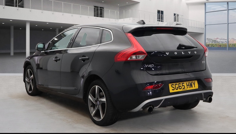 Used Volvo V40 2015 for sale - 76520894: Photo 4