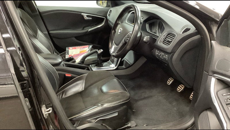 Used Volvo V40 2015 for sale - 76520894: Photo 7