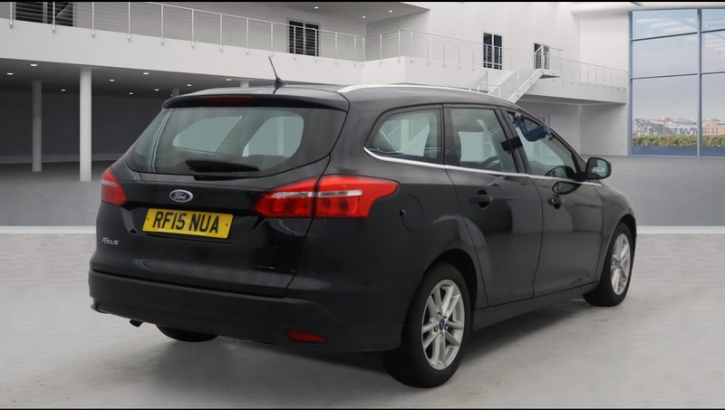 Used Ford Focus 2015 for sale - 77129221: Photo 3