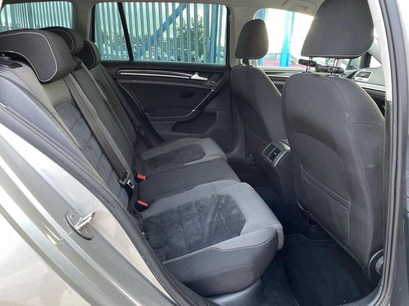 Used Volkswagen Golf 2016 for sale - 76256939: Photo 11