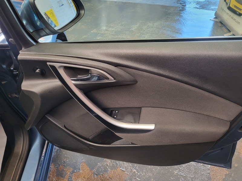 Used Vauxhall Astra 2014 for sale - 77370341: Photo 13