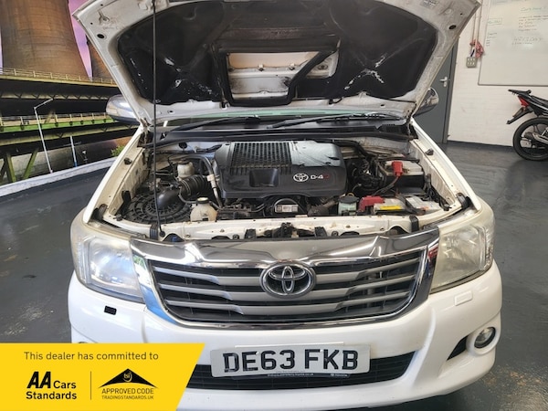 Used Toyota Hilux 2013 for sale - 76081488: Photo 24