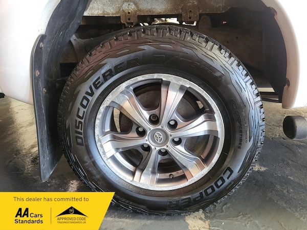Used Toyota Hilux 2013 for sale - 76081488: Photo 25