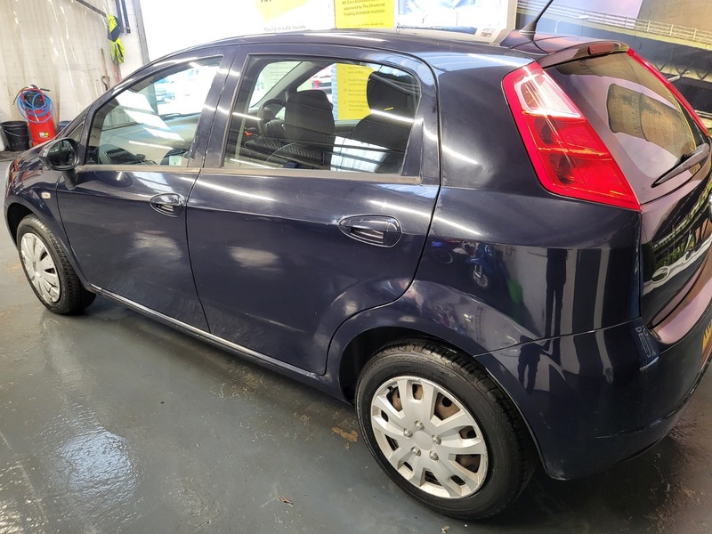 Used Fiat Grande Punto 2010 for sale - 76924098: Photo 17