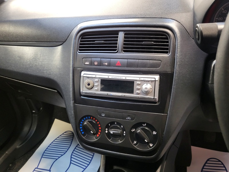 Used Fiat Grande Punto 2010 for sale - 76924098: Photo 5