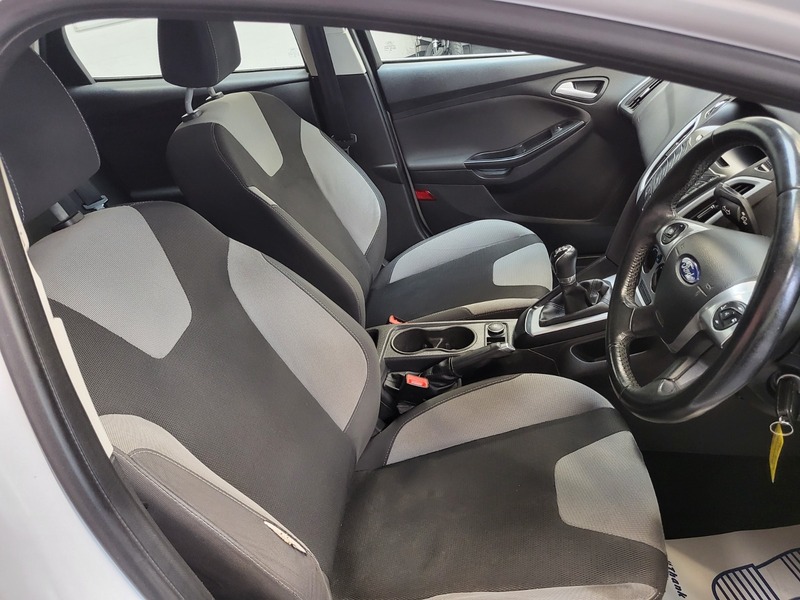 Used Ford Focus 2014 for sale - 76019106: Photo 14