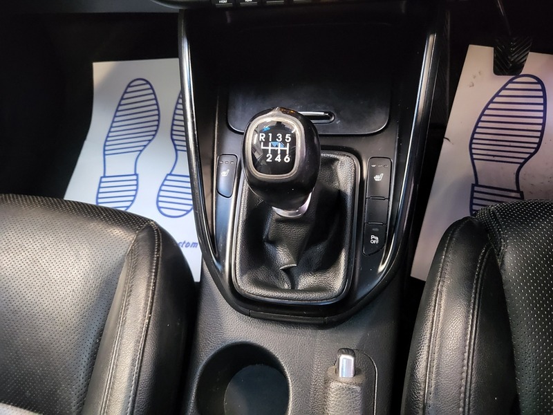 Used Kia Carens 2015 for sale - 76386932: Photo 7