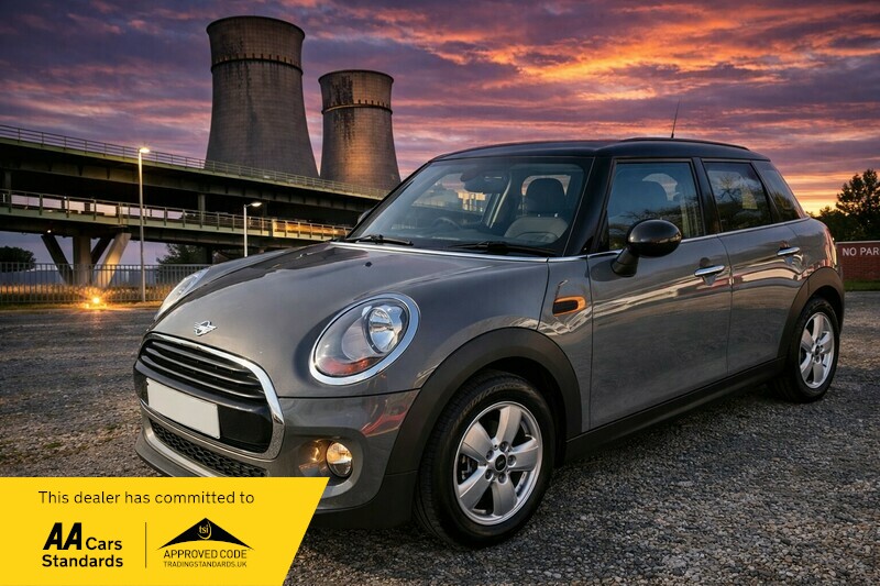 Used MINI Hatch 2017 for sale - 77749335: Photo 1