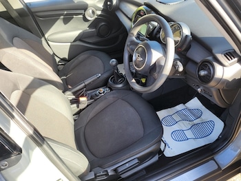 Used MINI Hatch 2017 for sale - 77749335: Photo