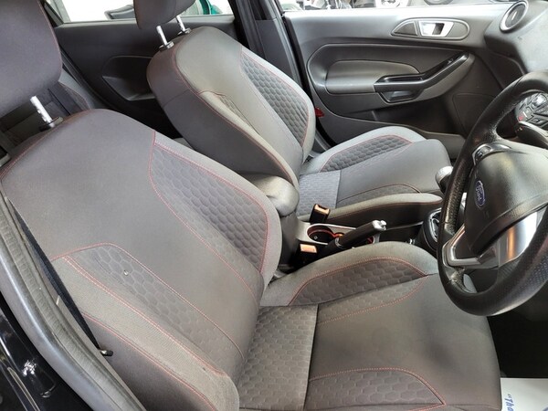 Used Ford Fiesta 2017 for sale - 75445059: Photo 18