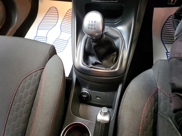 Used Ford Fiesta 2017 for sale - 75445059: Photo 8