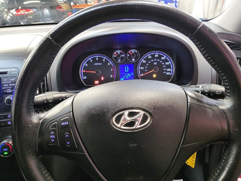 Used Hyundai i30 2010 for sale - 76934975: Photo 11