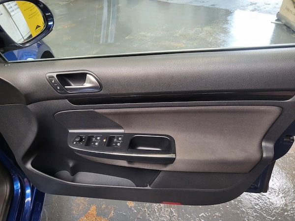 Used Volkswagen Golf 2010 for sale - 76106414: Photo 17