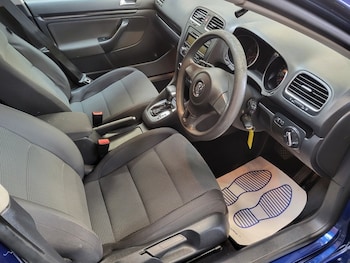 Used Volkswagen Golf 2010 for sale - 76106414: Photo 3