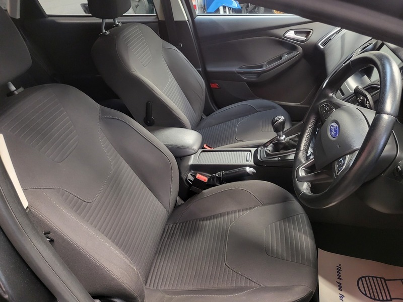 Used Ford Focus 2017 for sale - 77477902: Photo 16