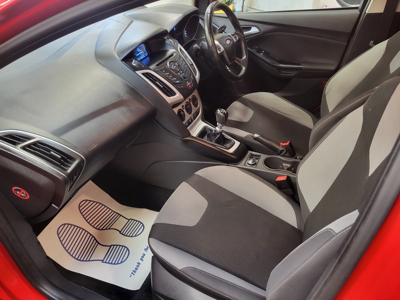 Used Ford Focus 2013 for sale - 76699090: Photo 23