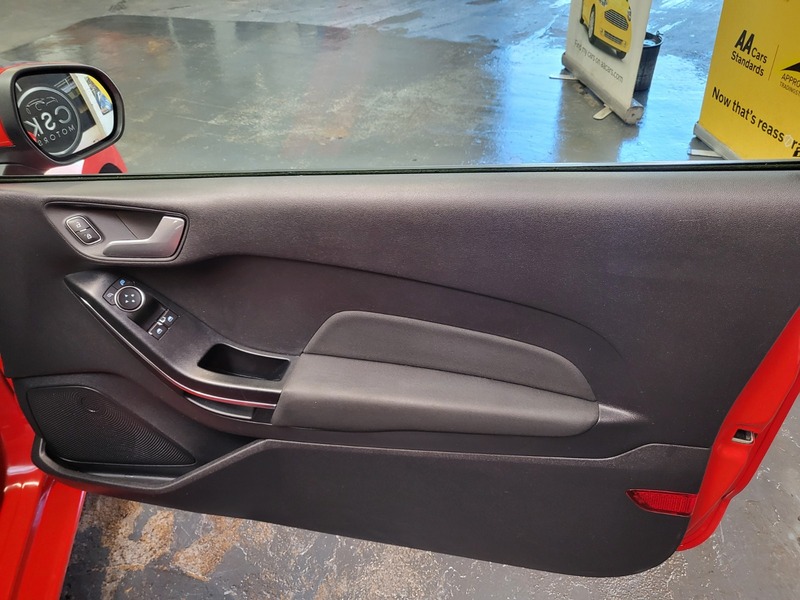 Used Ford Fiesta 2018 for sale - 77140389: Photo 13