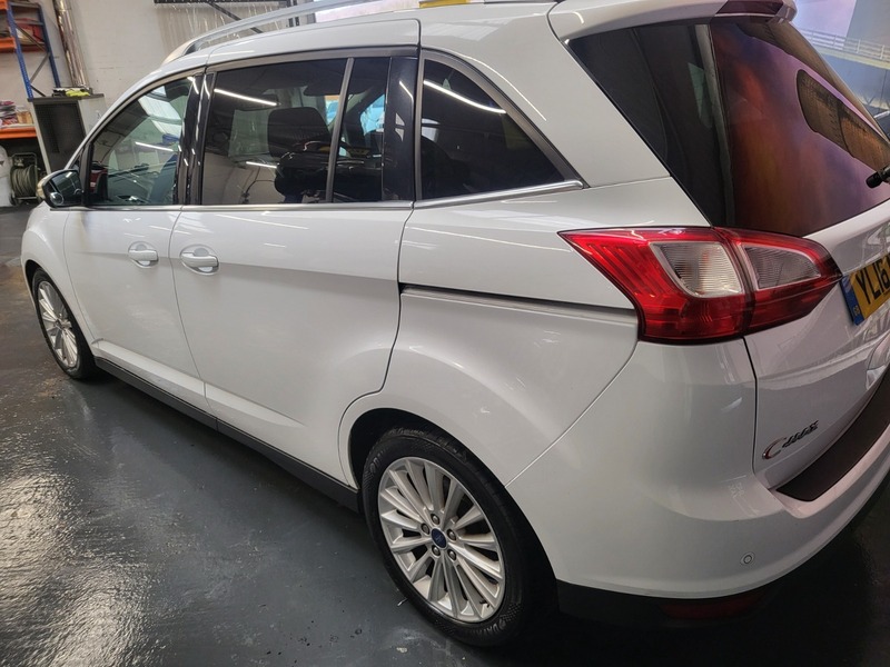 Used Ford Grand C-Max 2016 for sale - 76974075: Photo 17