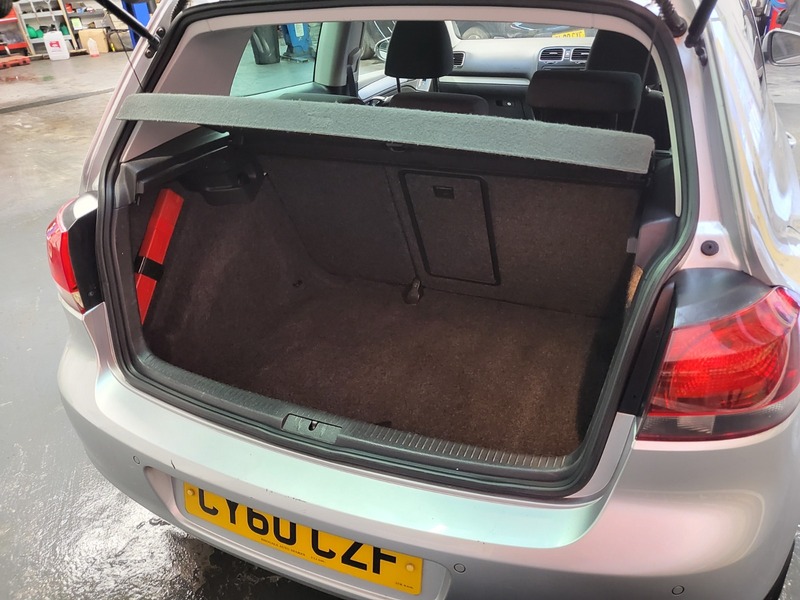 Used Volkswagen Golf 2010 for sale - 77594974: Photo 21