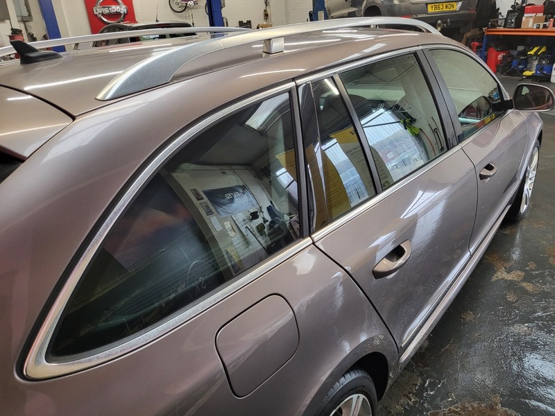 Used Skoda Superb 2011 for sale - 76784657: Photo 11