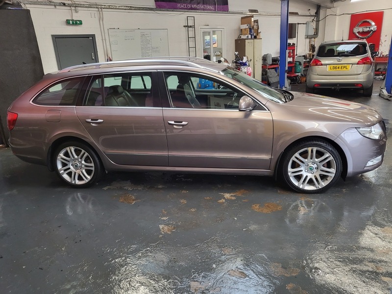 Used Skoda Superb 2011 for sale - 76784657: Photo 8