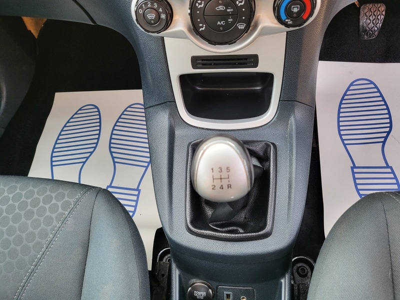 Used Ford Fiesta 2012 for sale - 77976874: Photo 7