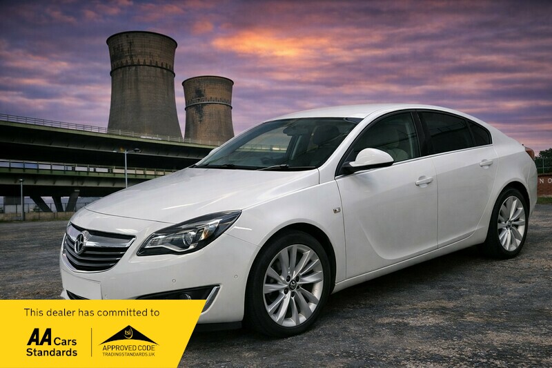 Used Vauxhall Insignia 2015 for sale - 77693961: Photo 2