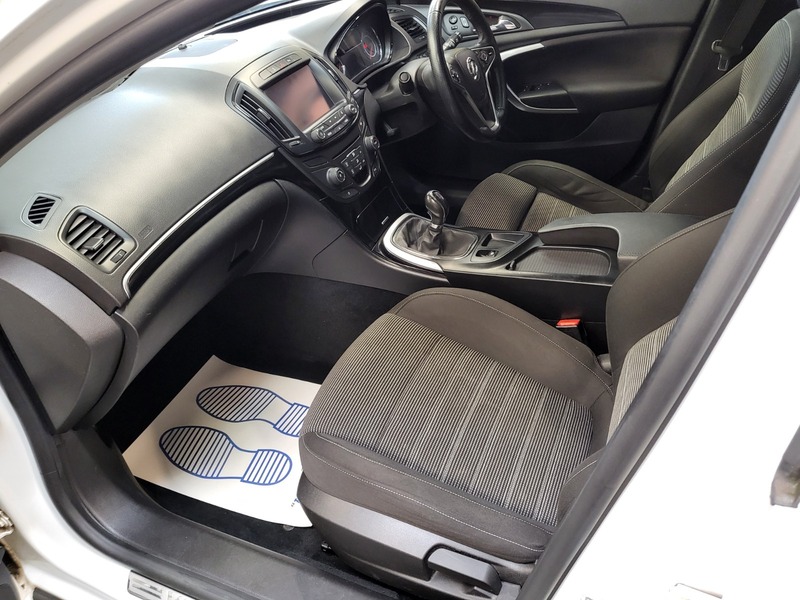 Used Vauxhall Insignia 2015 for sale - 77693961: Photo 26